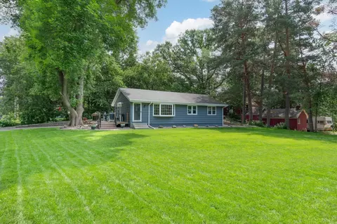 5883 Idlewood Rd, Mound, MN 55364