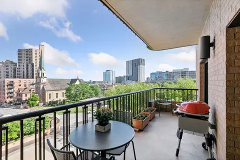 110 Bank St SE #L501, Minneapolis, MN 55414