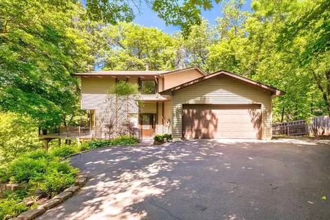 2315 Larch Ln N, Plymouth, MN 55441