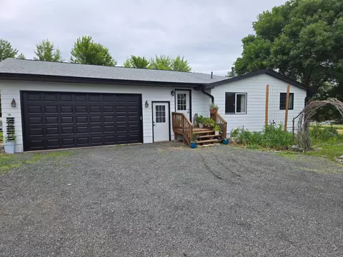 11163 N Frontage Rd, Pine City, MN 55063