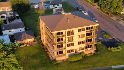 700 S Lakeshore Dr #401, Lake City, MN 55041