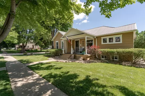 308 2nd Ave NW, Kasson, MN 55944
