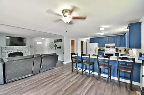 11327 Grouse Loop NW, Walker, MN 56484