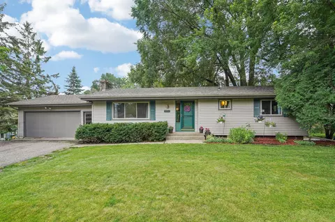 15202 Crystal Dr E, Burnsville, MN 55306
