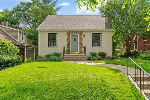 21 Queen Ave S, Minneapolis, MN 55405