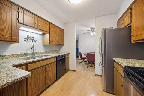 1576 14th St SE, Saint Cloud, MN 56304 photo 9