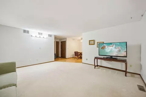 1576 14th St SE, Saint Cloud, MN 56304 photo 4