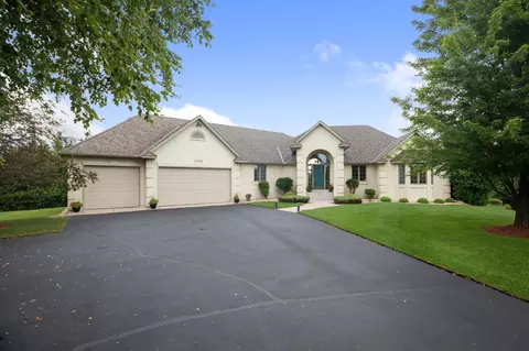 11896 Irish Ave N, Grant, MN 55082
