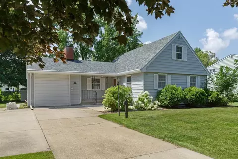 413 South St, Owatonna, MN 55060