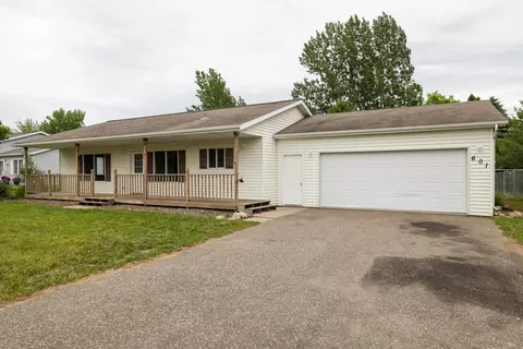 601 Lindy Dr, Park Rapids, MN 56470