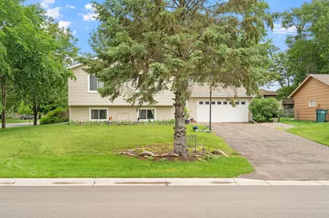 641 127th Ln NE, Blaine, MN 55434
