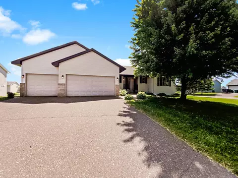 4381 Eakern Cir NE, Monticello, MN 55362