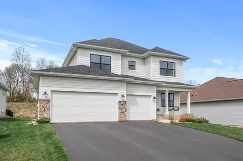 720 James Ave N, Lake Elmo, MN 55042
