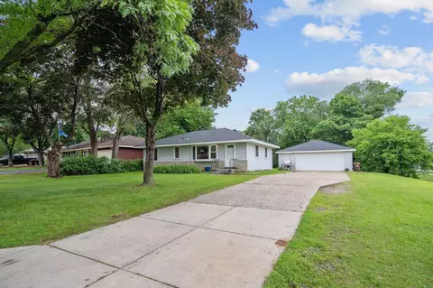 7116 84th St S, Cottage Grove, MN 55016