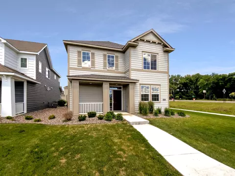 1421 100th Ave NW, Coon Rapids, MN 55433