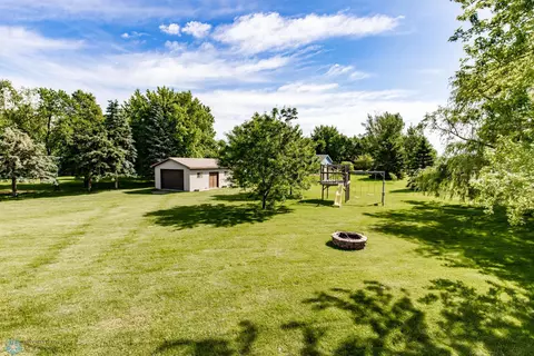 7916 Aquarius Dr, Fargo, ND 58104 photo 69