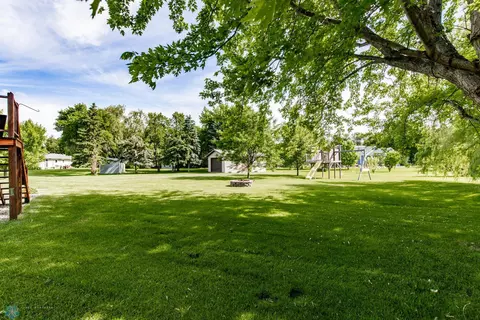 7916 Aquarius Dr, Fargo, ND 58104 photo 68