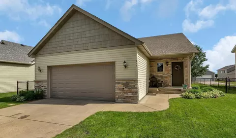 640 16th St S, Sartell, MN 56377