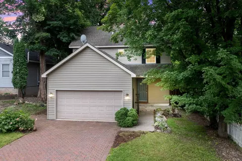 3551 Livingston Ave, Wayzata, MN 55391