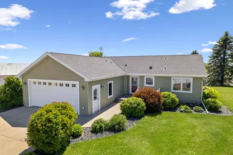 w2047 Mike Varenick Road, Nelson, WI 54610