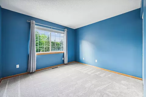 2235 Creekside Ct #204, Eagan, MN 55122 photo 10