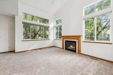 2235 Creekside Ct #204, Eagan, MN 55122 photo 5