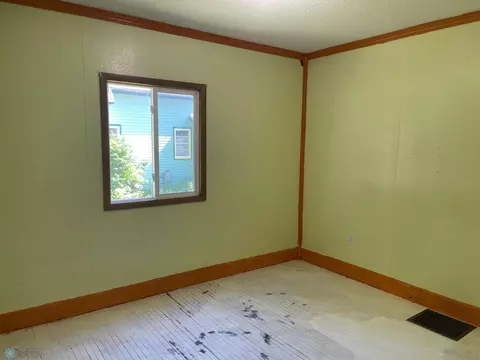 362 3rd St SW, Forman, ND 58032 photo 12