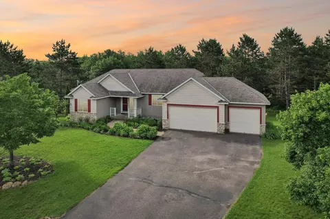 10597 Lanesboro Way, North Branch, MN 55056