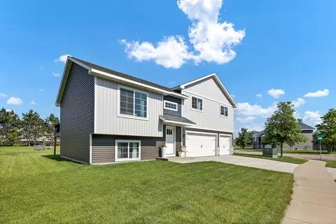 1014 Holton Ave, Brainerd, MN 56401