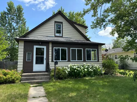 1212 Minnesota Ave NW, Bemidji, MN 56601