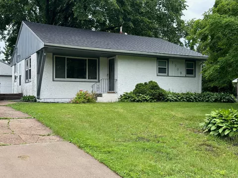 1708 Ruth St, Maplewood, MN 55109
