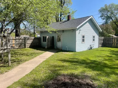 1414 Mill Ave, Brainerd, MN 56401