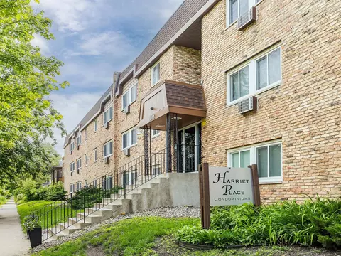 2616 Harriet Ave #306, Minneapolis, MN 55408