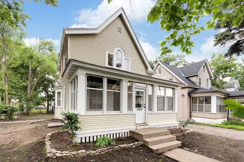 1221 E 28th St, Minneapolis, MN 55407