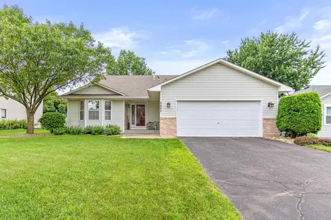 8462 Jergen Ave S, Cottage Grove, MN 55016