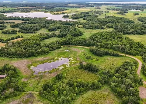 330 Nn 175th St, Frazee, MN 56544