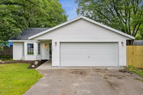 1125 11th St SW, Little Falls, MN 56345