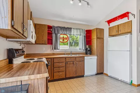 3001 21st St S, Fargo, ND 58103 photo 11