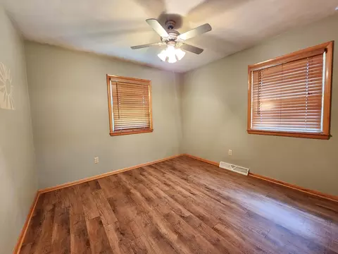 1006 Poplar Ave, Marshall, MN 56258 photo 6