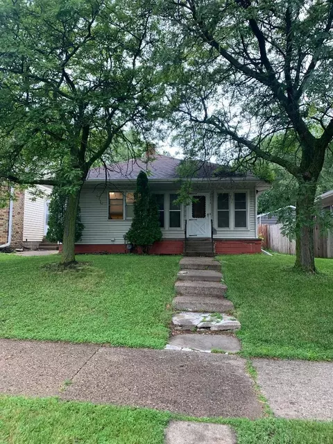 1111 Gorman Ave, West Saint Paul, MN 55118