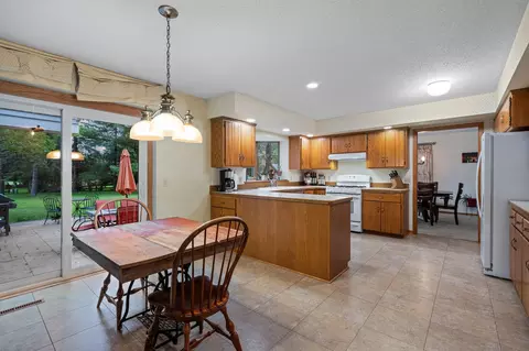 Kitchen - 2407 7th Ave SW, Austin, MN 55912 photo 7 of 7