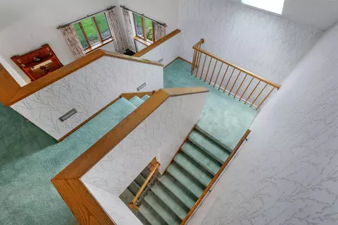 Entry Way - 2407 7th Ave SW, Austin, MN 55912 photo 9 of 12