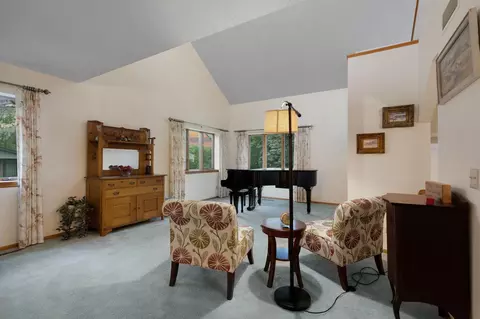 Living - 2407 7th Ave SW, Austin, MN 55912 photo 1 of 6