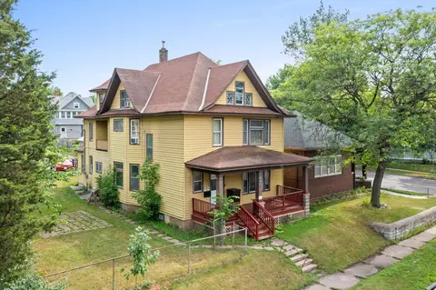 946 Minnehaha Ave E, Saint Paul, MN 55106