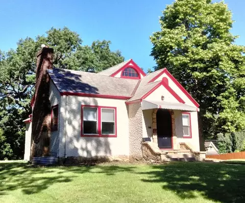 1437 Edgerton St, Saint Paul, MN 55130
