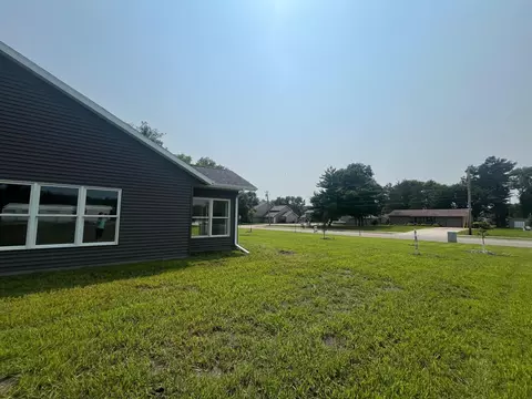 104 Gray Fox Path, Eagle Lake, MN 56024 photo 5