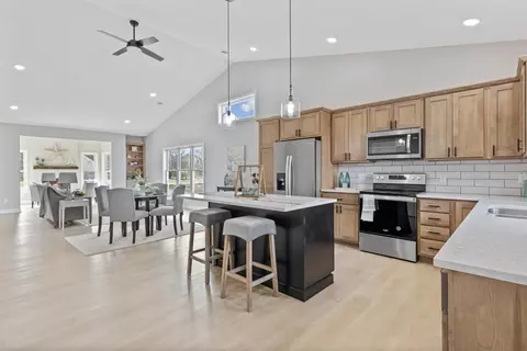 104 Gray Fox Path, Eagle Lake, MN 56024 photo 9