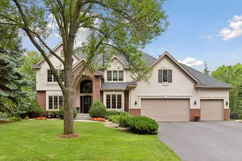 10367 Canadians Lndg, Eden Prairie, MN 55347