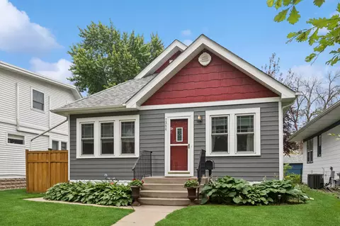 1394 James Ave, Saint Paul, MN 55105