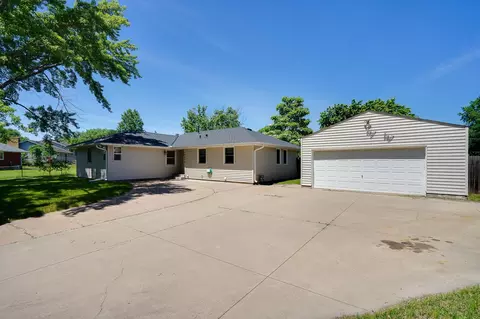 12013 Zion St NW, Coon Rapids, MN 55433